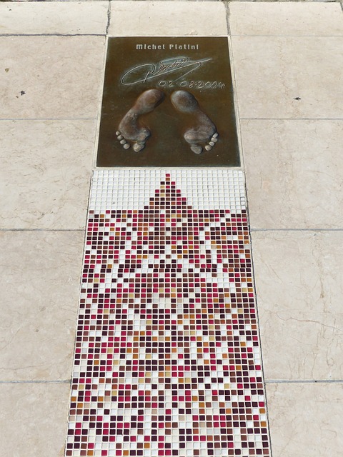 置信的重拳 置信的重拳